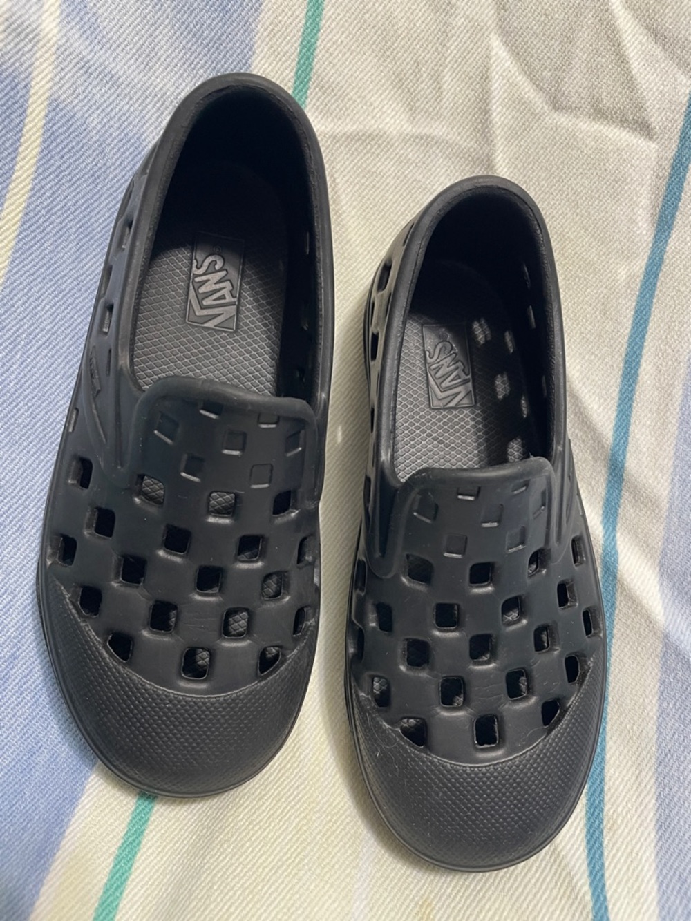 Vans Black Slip-On Vented Square-Cut Casual Shoes Sz 10 Little Kids
